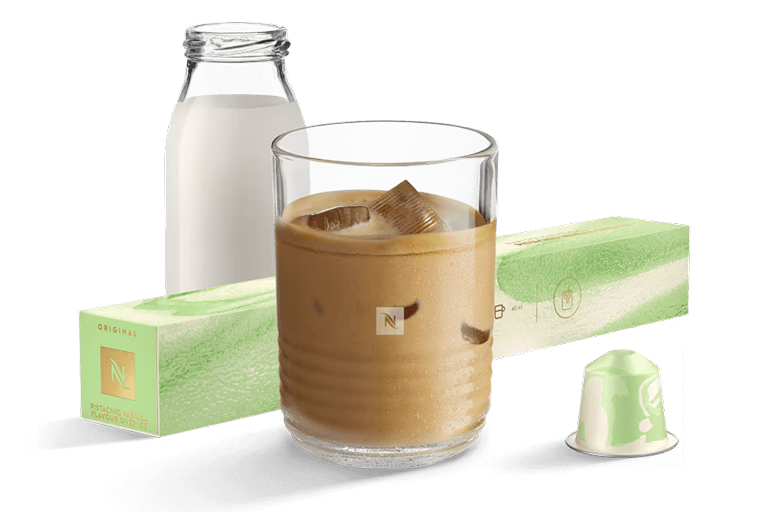 Pistachio Vanilla Flavour Over Ice